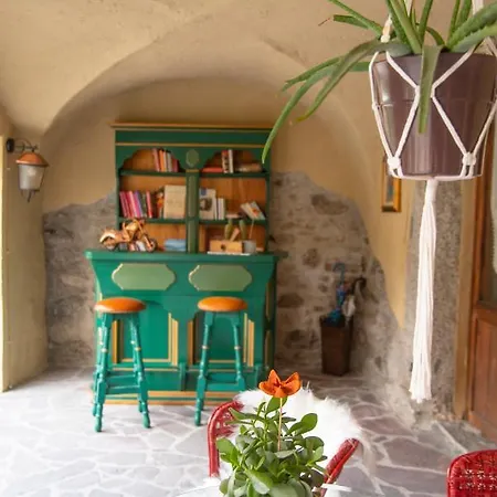 Guest house La Curt *